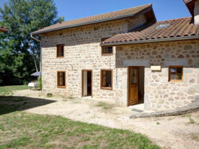 Gîte Charmant avec Jardin Privatif, Cheminée, et Activités Nature Proches, Animaux Acceptés - FR-1-496-66